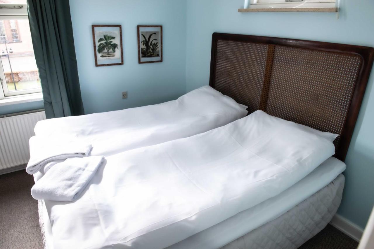 אודנזה Villa A Hotel מראה חיצוני תמונה