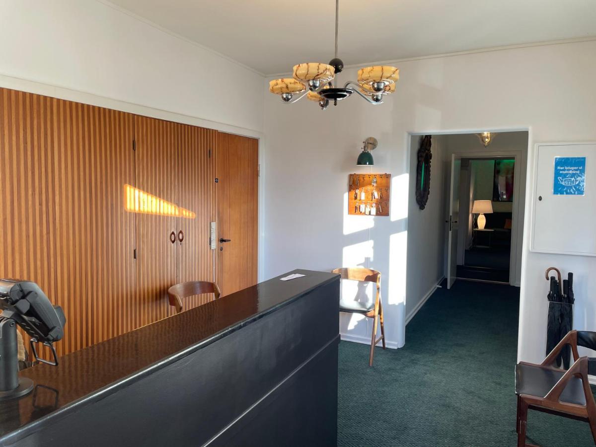 אודנזה Villa A Hotel מראה חיצוני תמונה