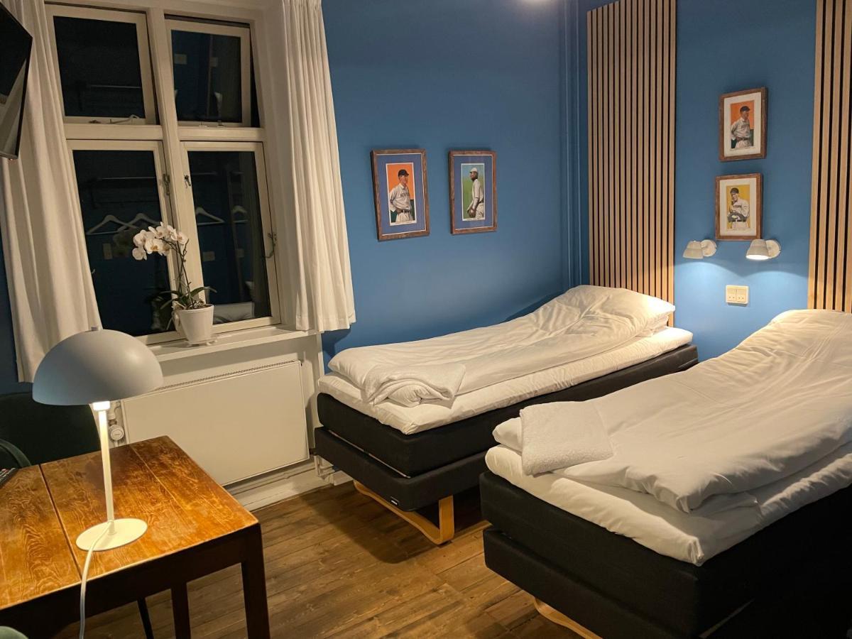 אודנזה Villa A Hotel מראה חיצוני תמונה